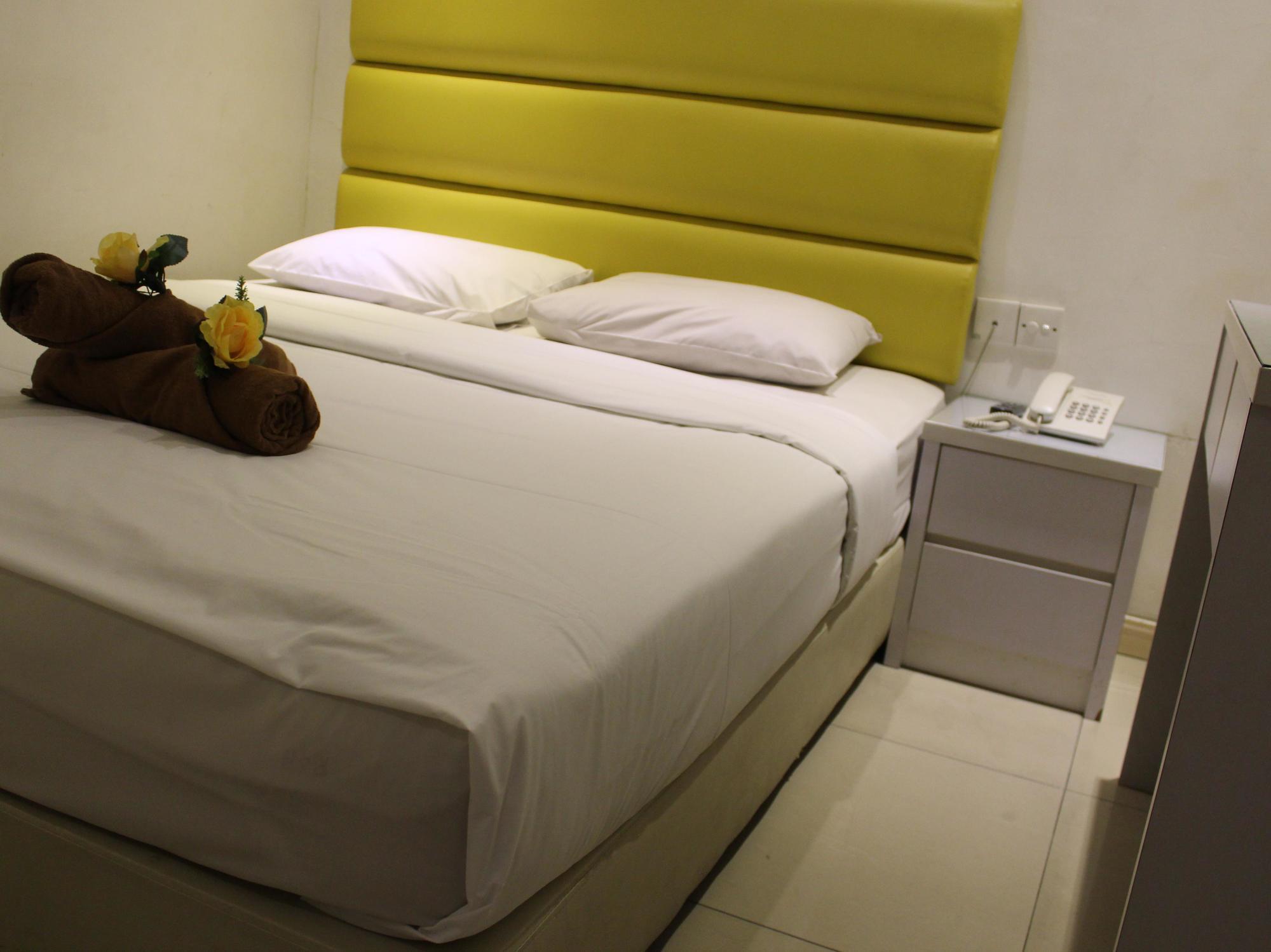 Rose Cottage Hotel Taman Impian Senai Johor Bahru Exteriör bild